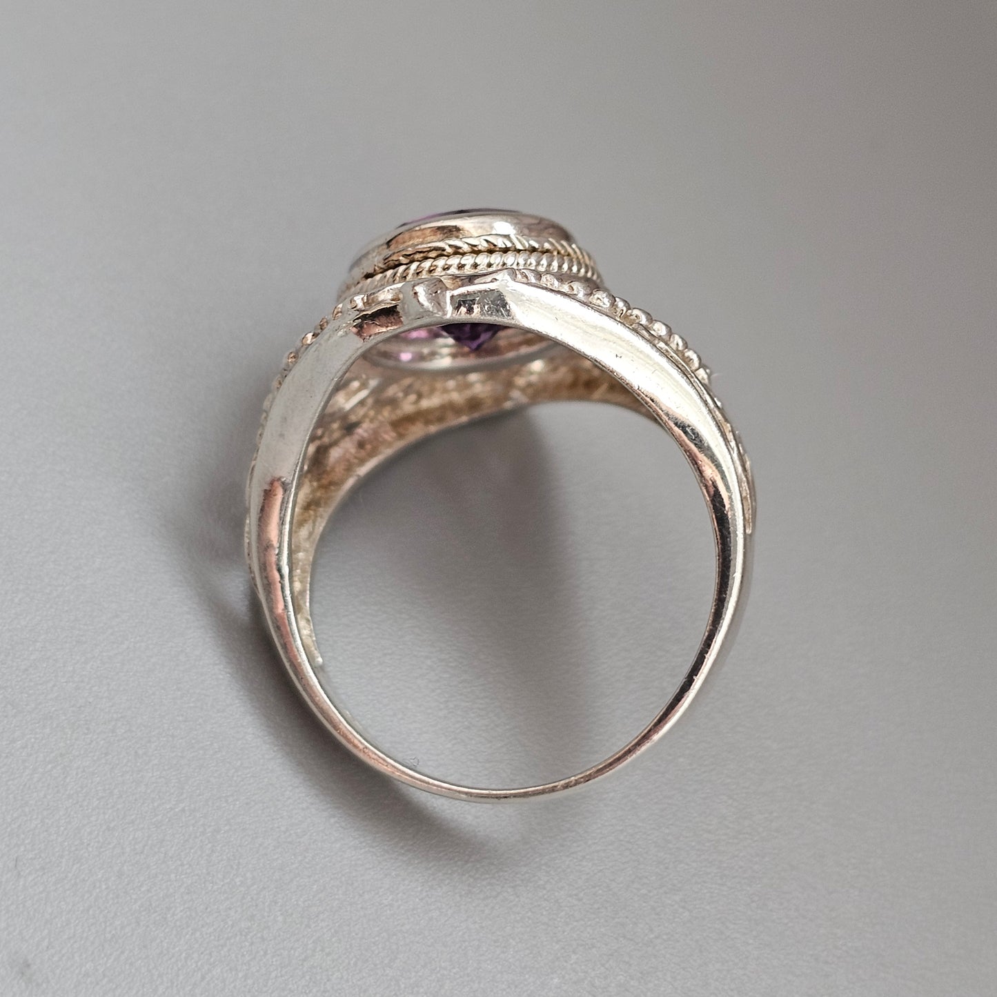 Vintage Sterling Silver Amethyst Filigree Style Ring