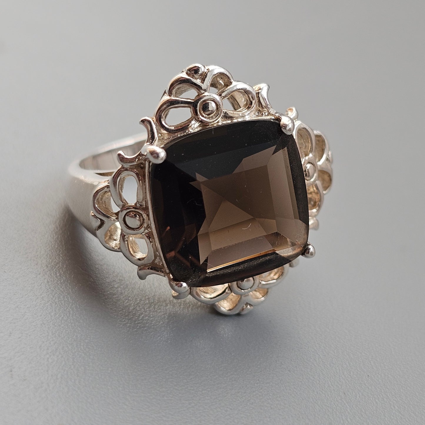 Vintage Sterling Silver Smoky Quartz Filigree Style Ring