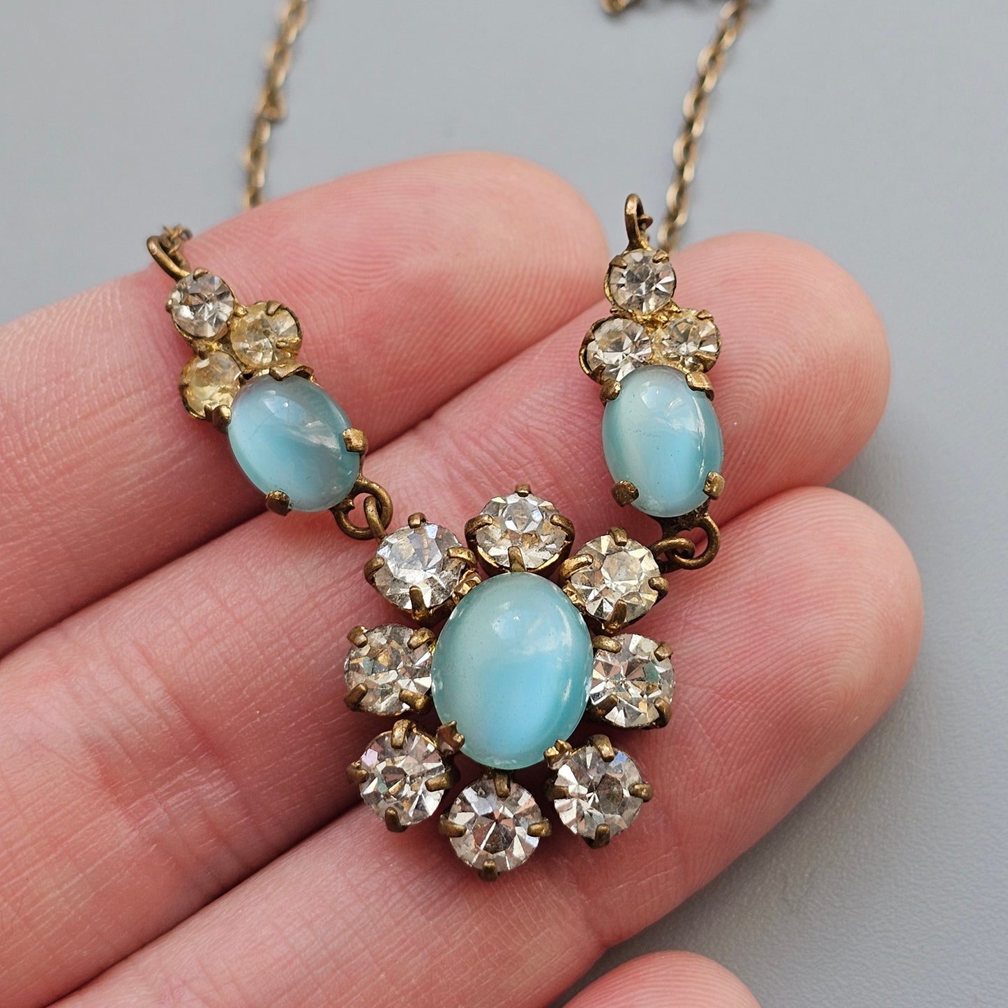 Vintage 1950s Aqua Blue Cats Eye Glass Rhinestone Necklace