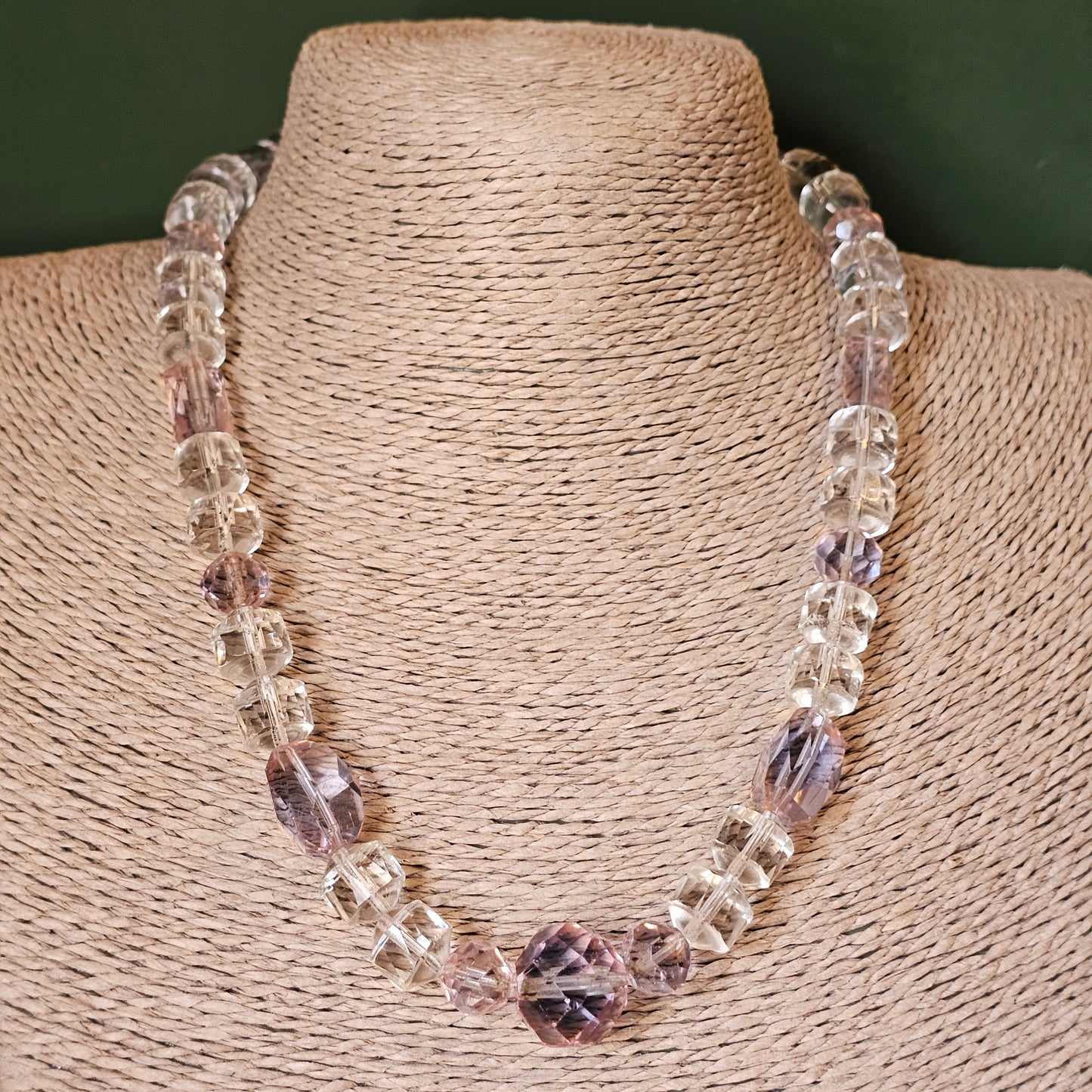 Vintage Art Deco Pale Pink and Clear Glass Bead Necklace