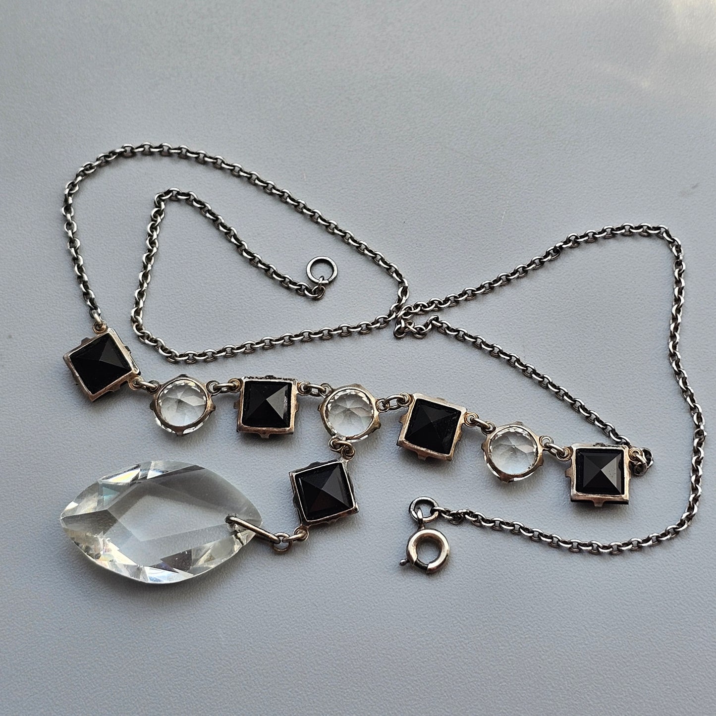 Vintage Art Deco Black and Clear Glass Drop Necklace