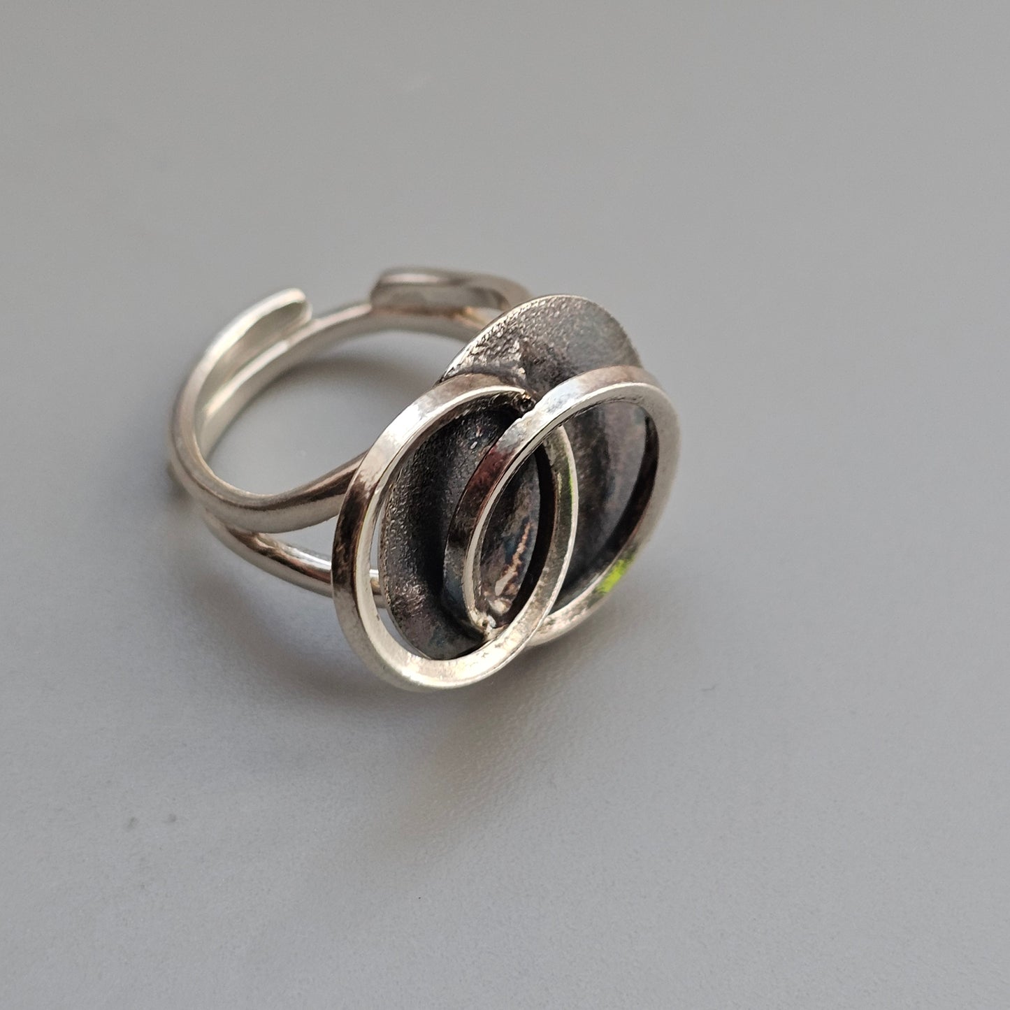 Sterling Silver Abstract Circle Statement Ring