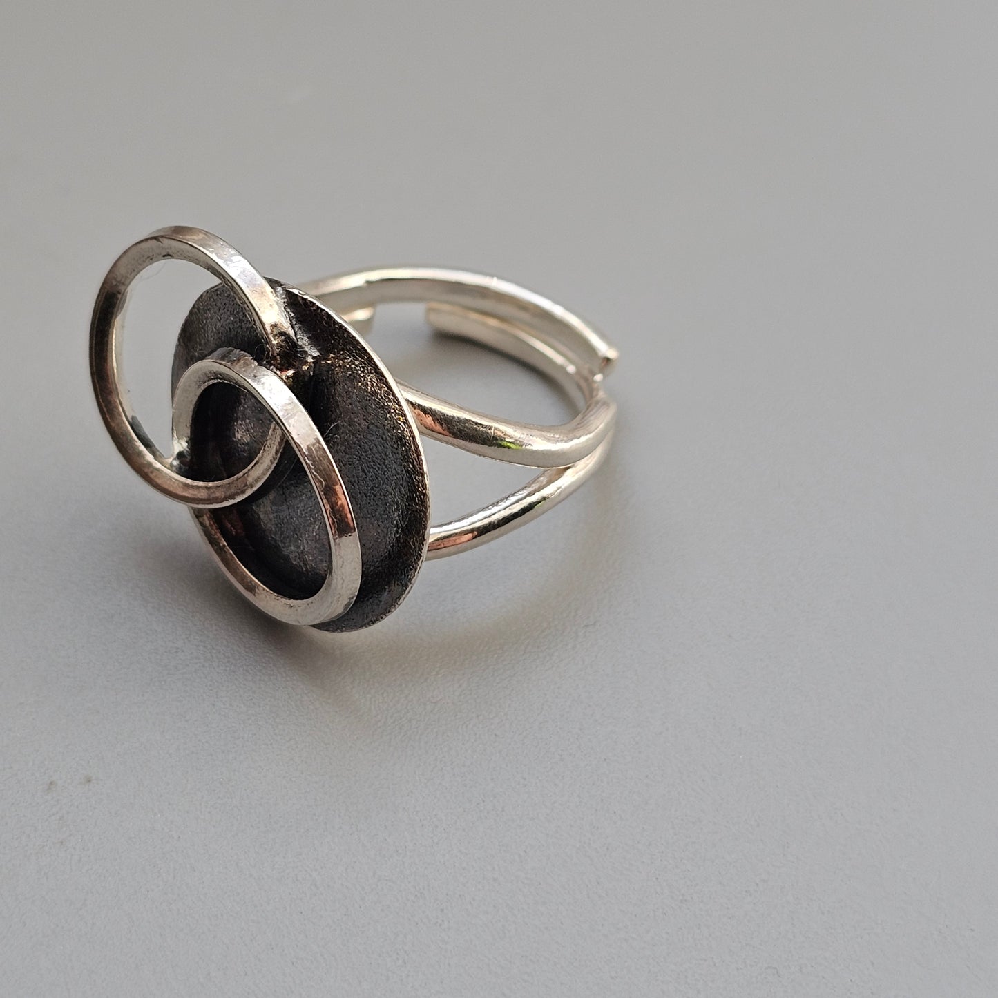 Sterling Silver Abstract Circle Statement Ring