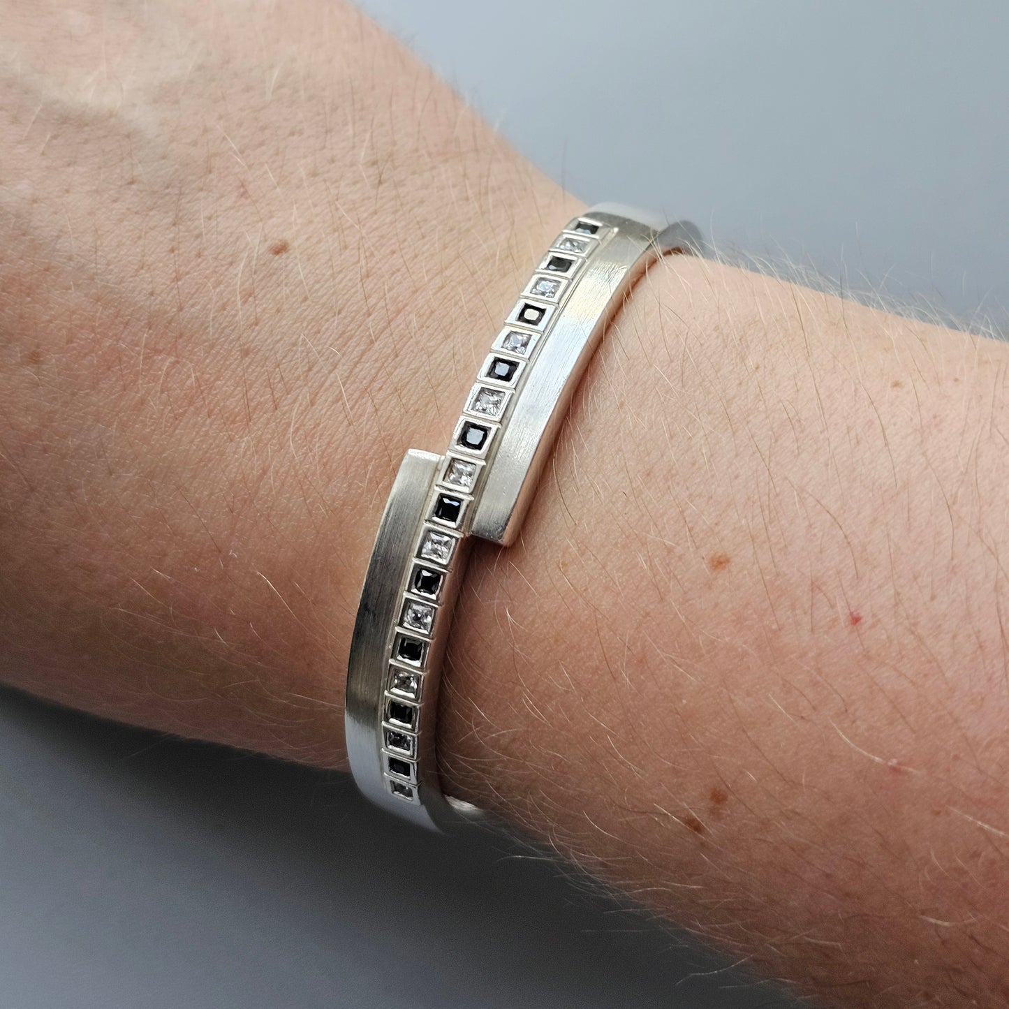 Vintage Heavy Esprit Sterling Silver & Cubic Zirconia Torque Bangle
