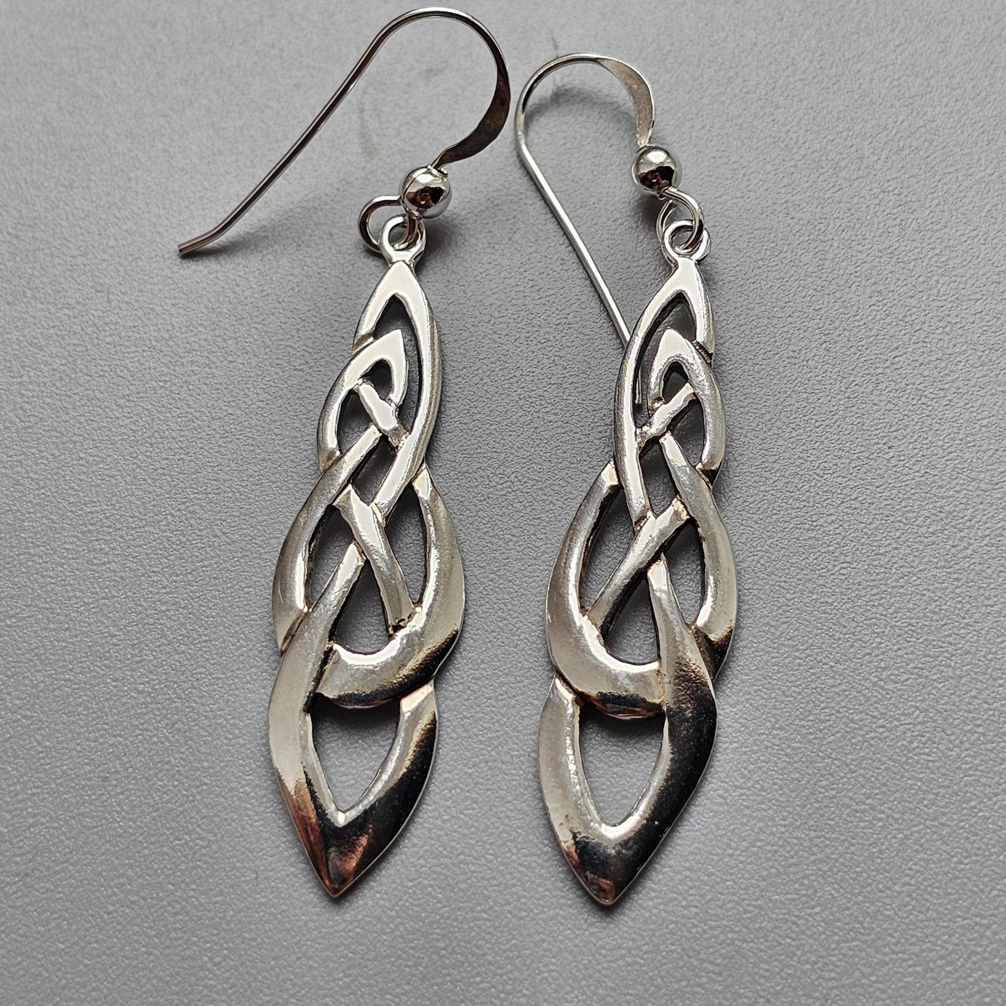 Vintage 1990s Kit Heath Sterling Silver Celtic Knot Drop Earrings