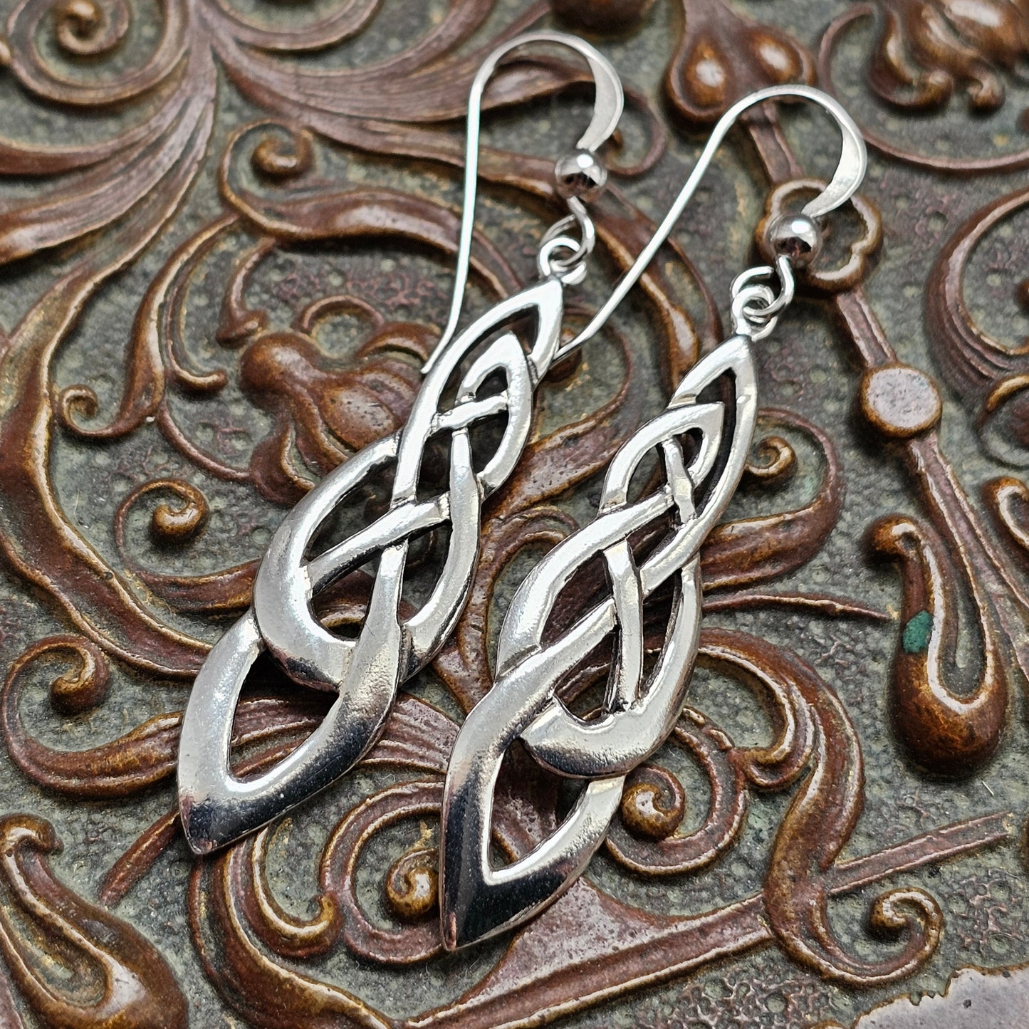 Vintage 1990s Kit Heath Sterling Silver Celtic Knot Drop Earrings