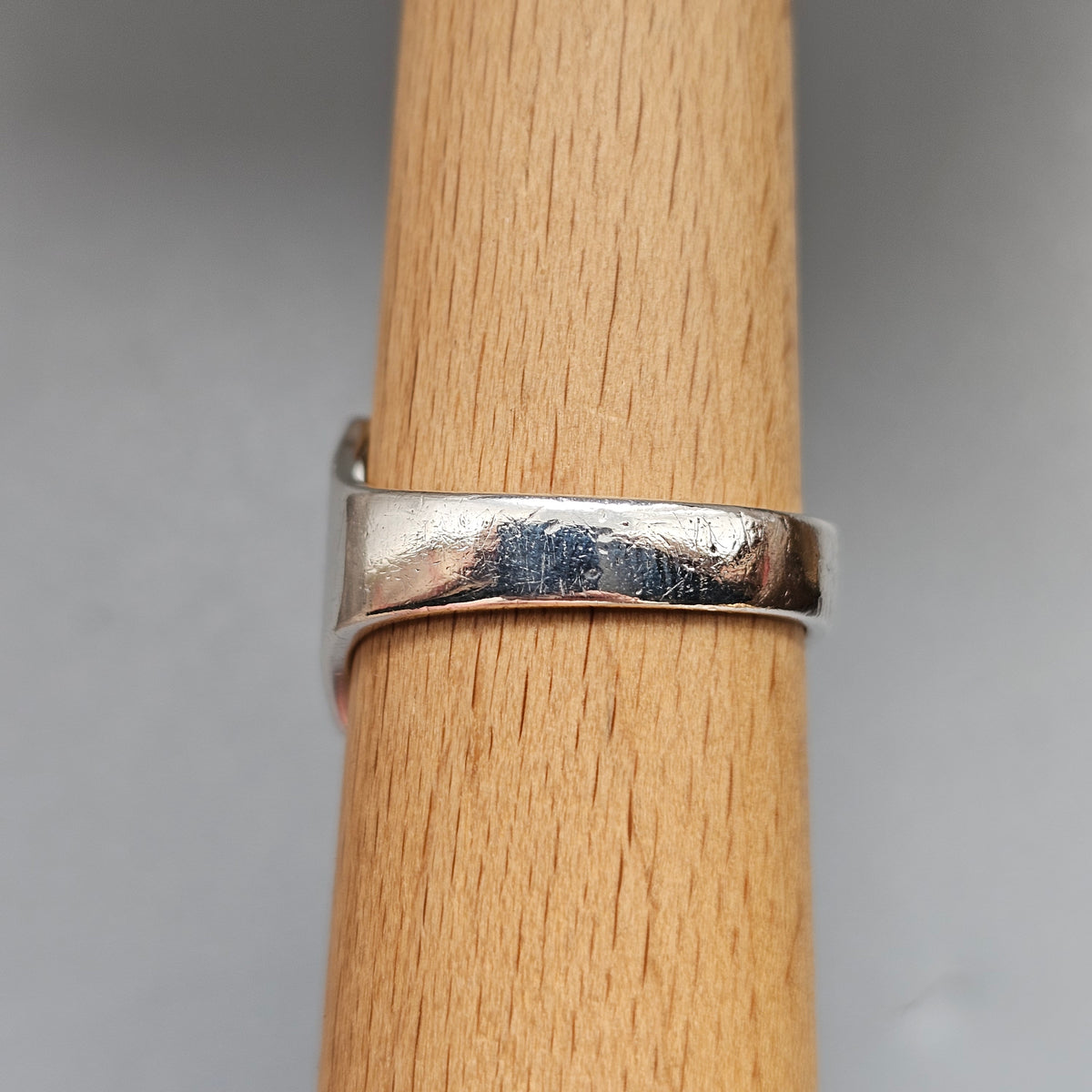 Vintage 1970s Men's Engraved Signet Monogram Ring FWF 1978
