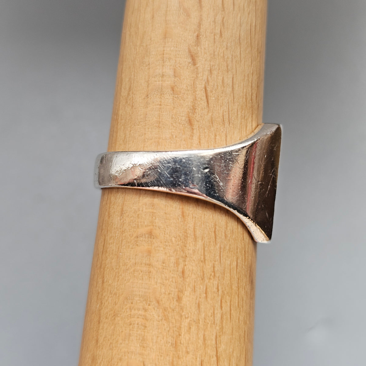 Vintage 1970s Men's Engraved Signet Monogram Ring FWF 1978
