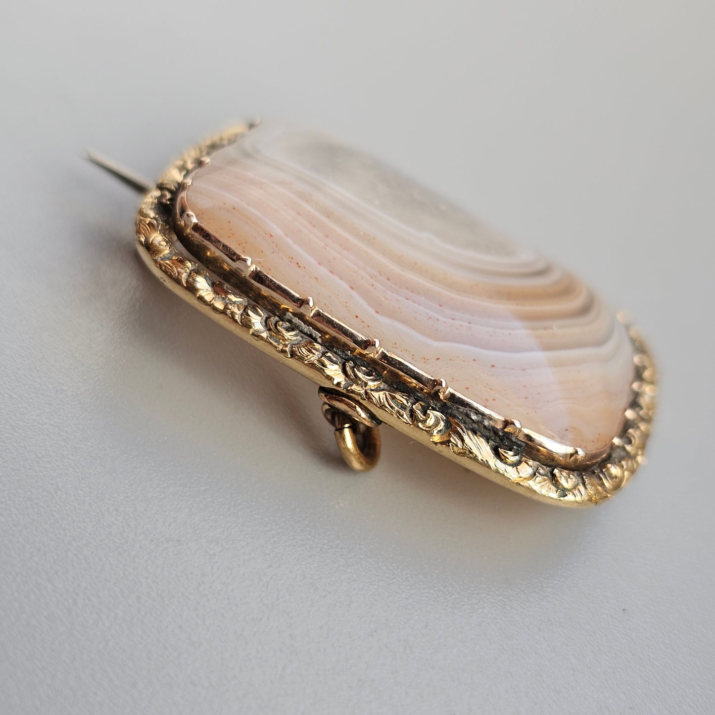 Antique Georgian Pinchbeck Banded Agate Brooch