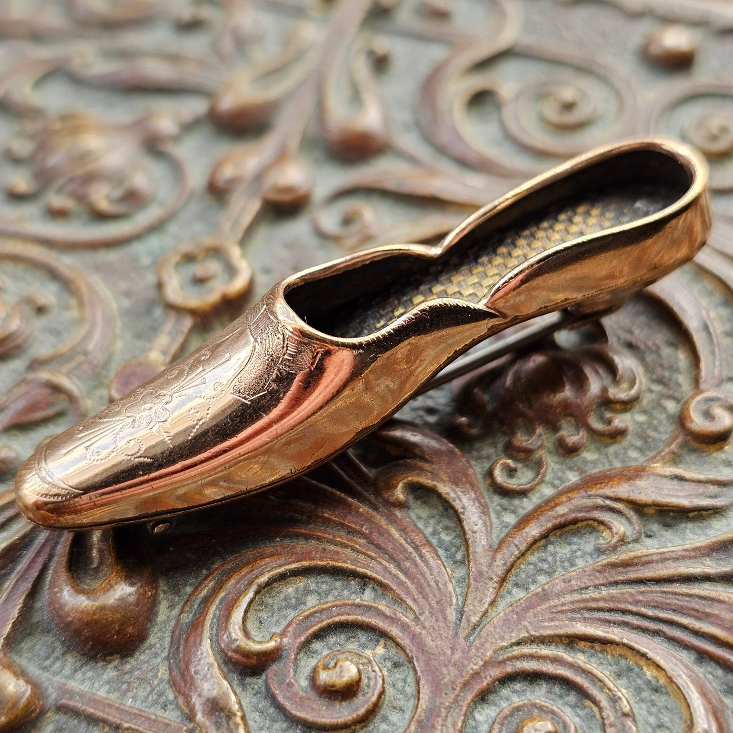Antique Edwardian Gold Plated Novelty Shoe Brooch