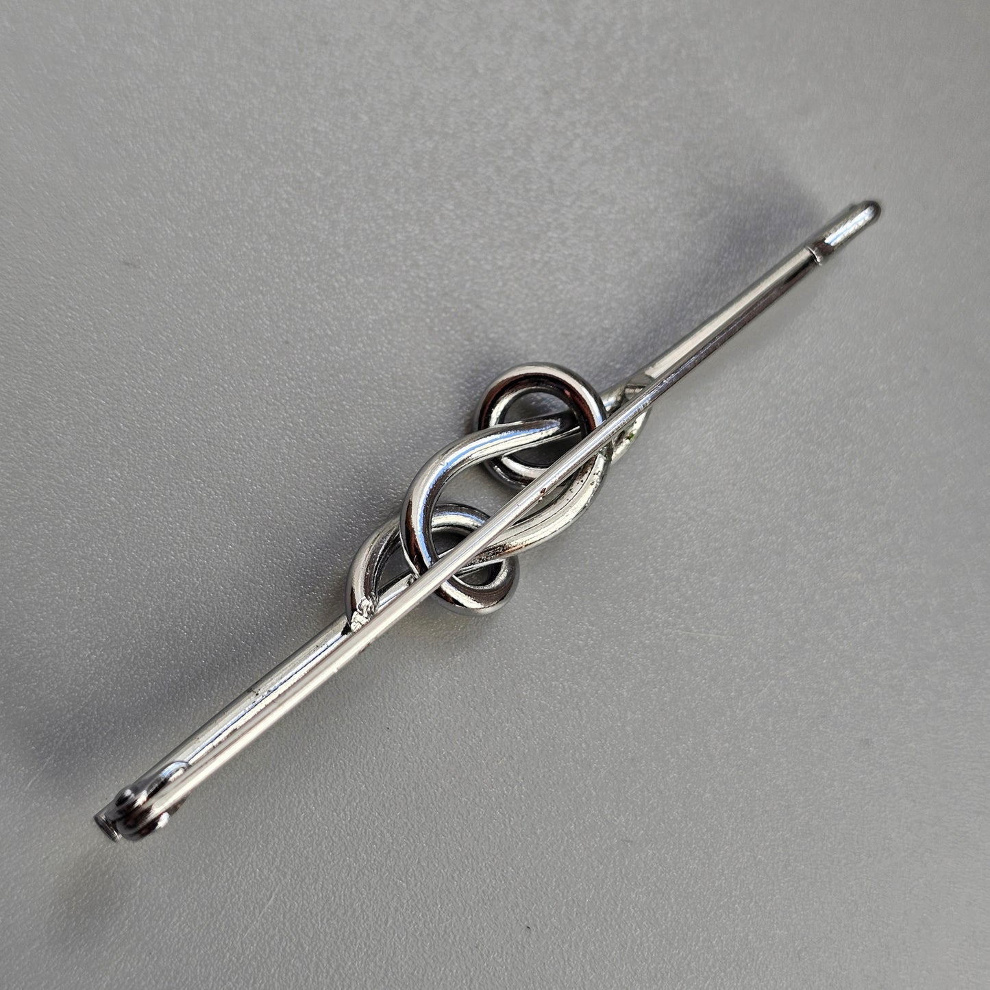 Vintage Art Deco Chrome Knot Bar Brooch
