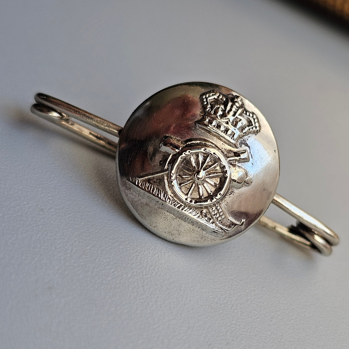 Antique Victorian Royal Artillery Volunteer Button Sweetheart Brooch