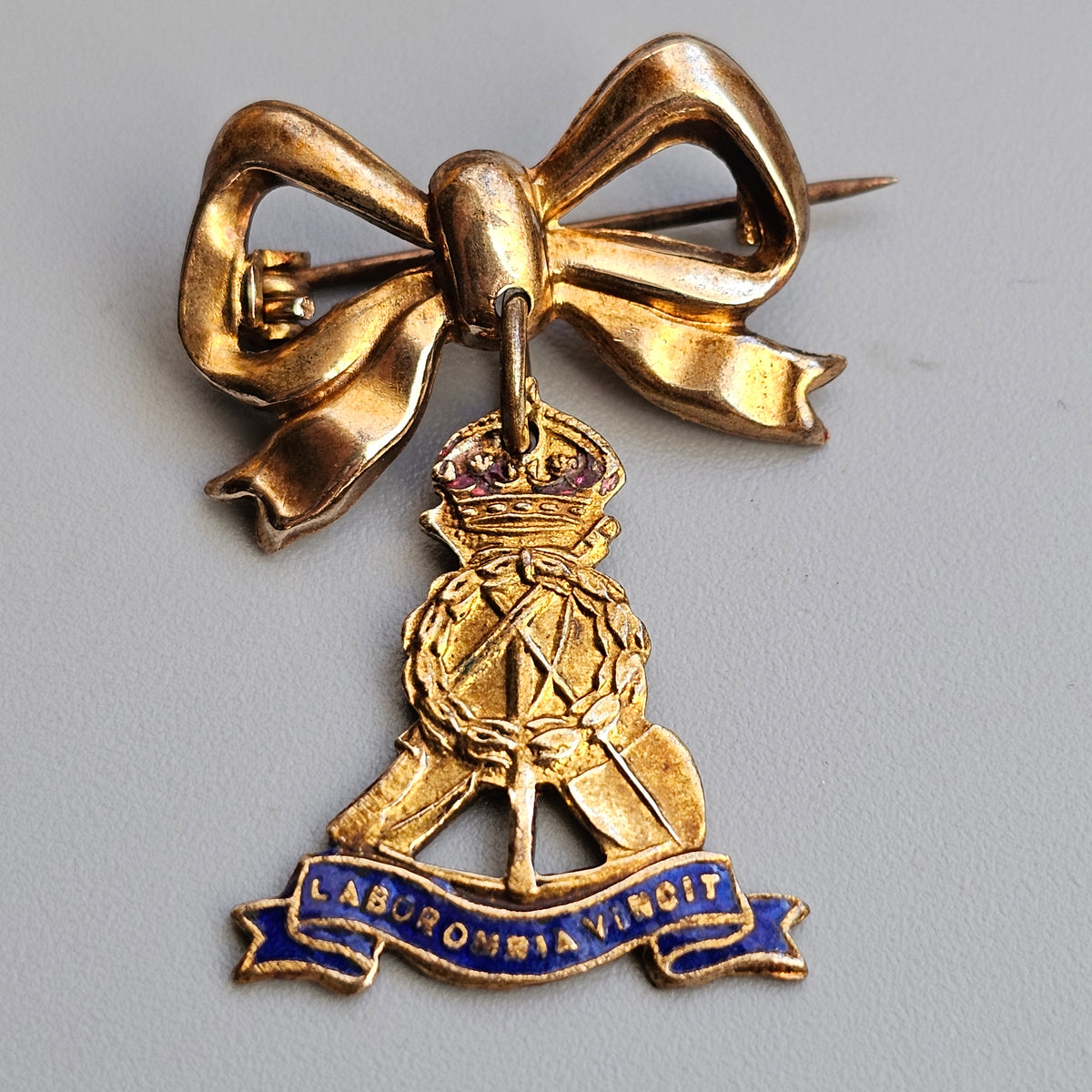Vintage WW2 1940s Pioneer Corps Sweetheart Brooch Labor Omnia Vincit