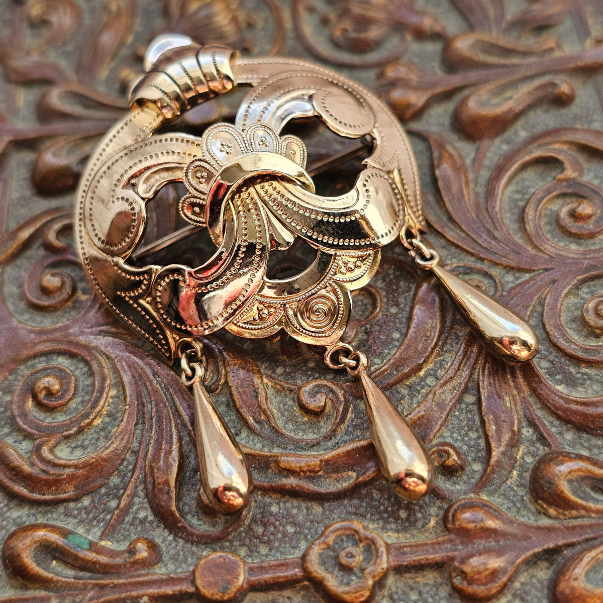 Vintage Victorian Style Andreas Daub German Rolled Gold Dangle Brooch
