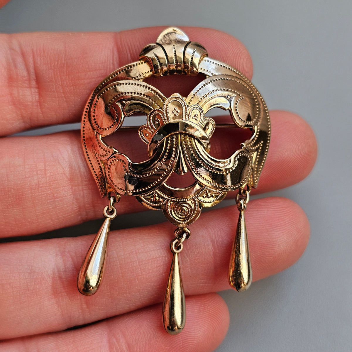 Vintage Victorian Style Andreas Daub German Rolled Gold Dangle Brooch