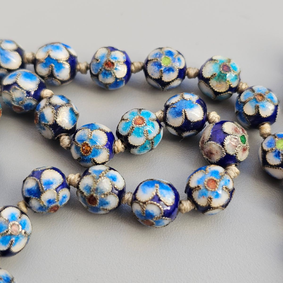 Vintage Chinese Cloisonne Enamel Floral Bead Necklace