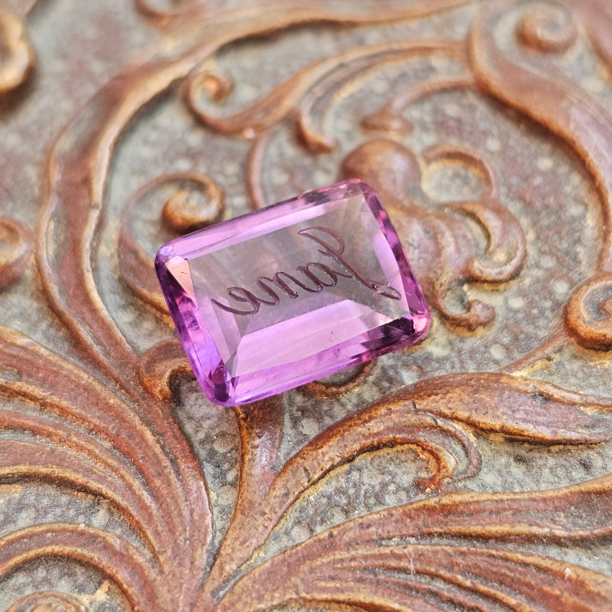 Antique Loose Amethyst Jane Intaglio Seal Stone