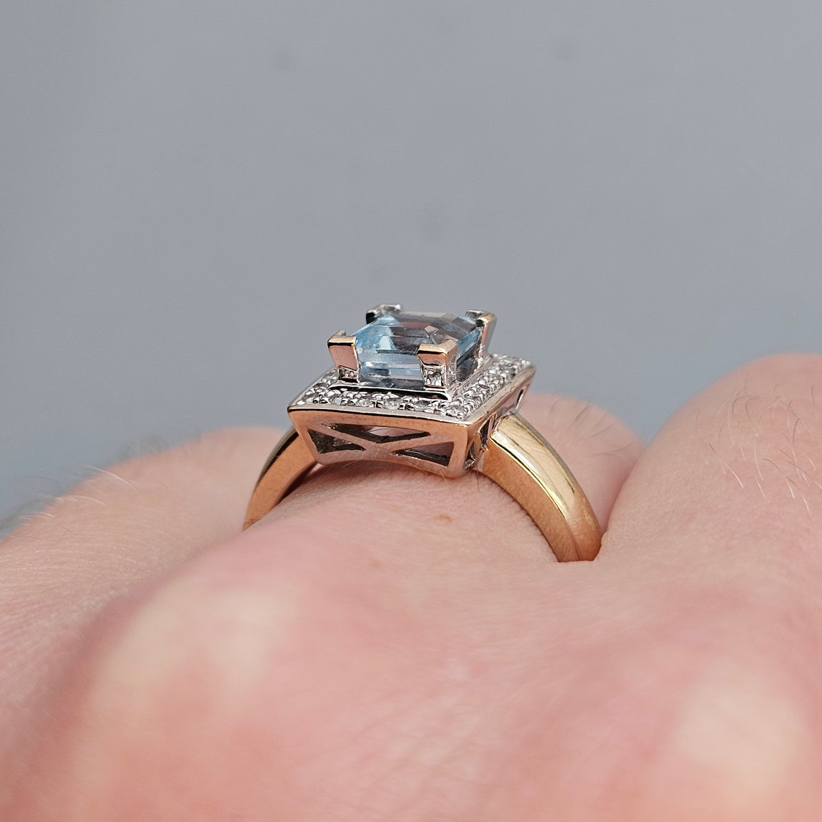 Contemporary Art Deco Style 9ct Gold Blue Topaz Diamond Cluster Ring