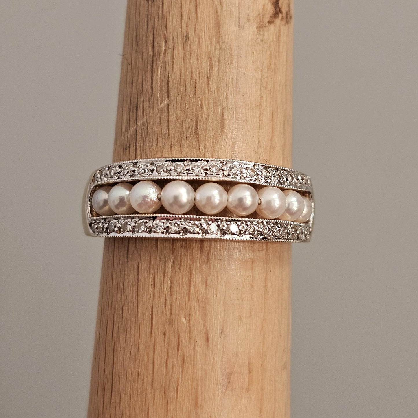 Vintage 14ct Yellow Gold Pearl and Diamond Ring – Bill Blass Design, Art Deco Revival Band, Franklin Mint London Hallmarked