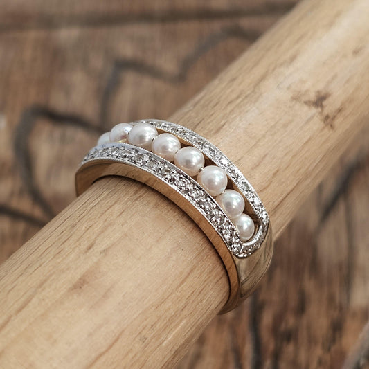 Vintage 14ct Yellow Gold Pearl and Diamond Ring – Bill Blass Design, Art Deco Revival Band, Franklin Mint London Hallmarked