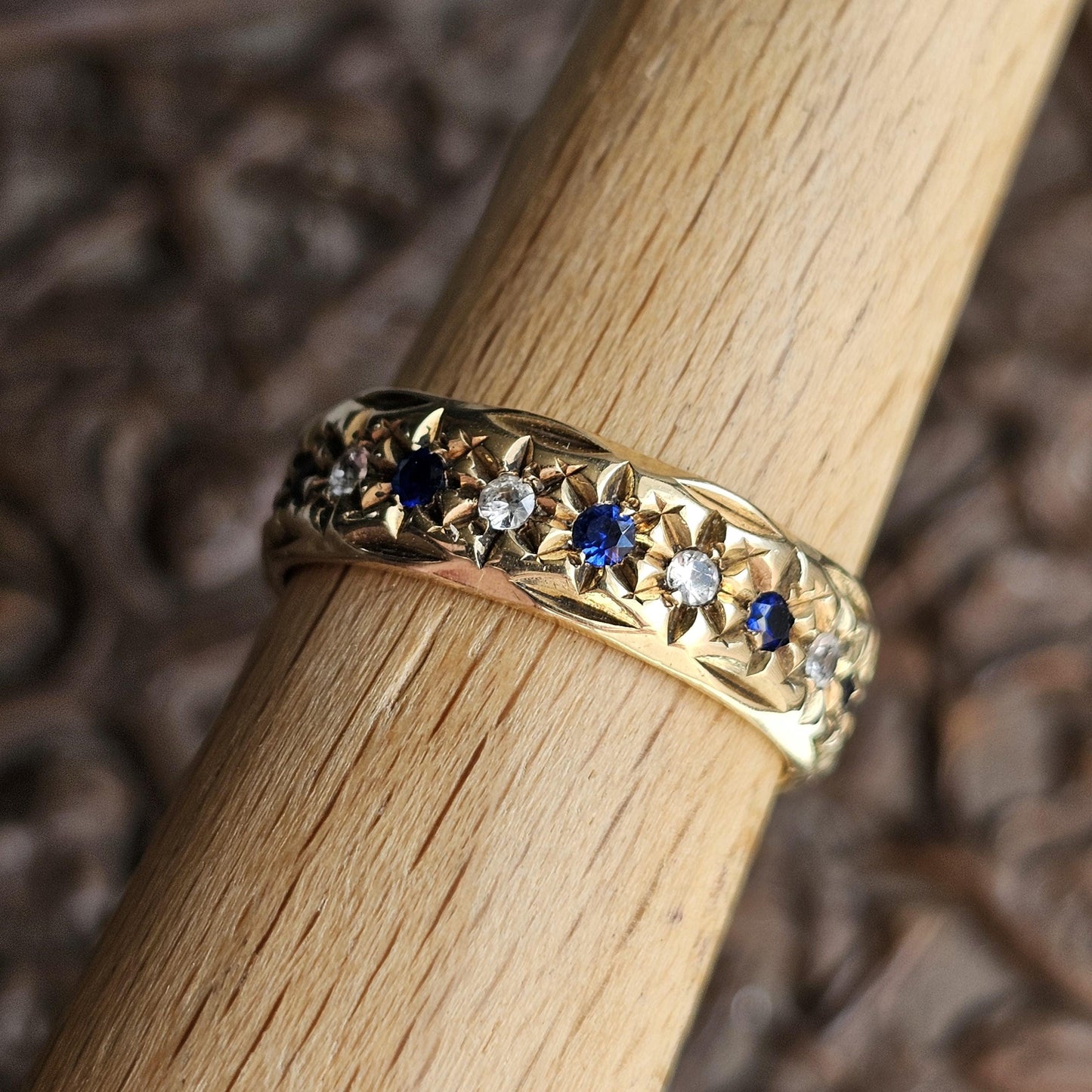 Vintage 9ct Gold Sapphire Blue Spinel & Rock Crystal Eternity Ring - UK Size M 1/2 US 6 1/2