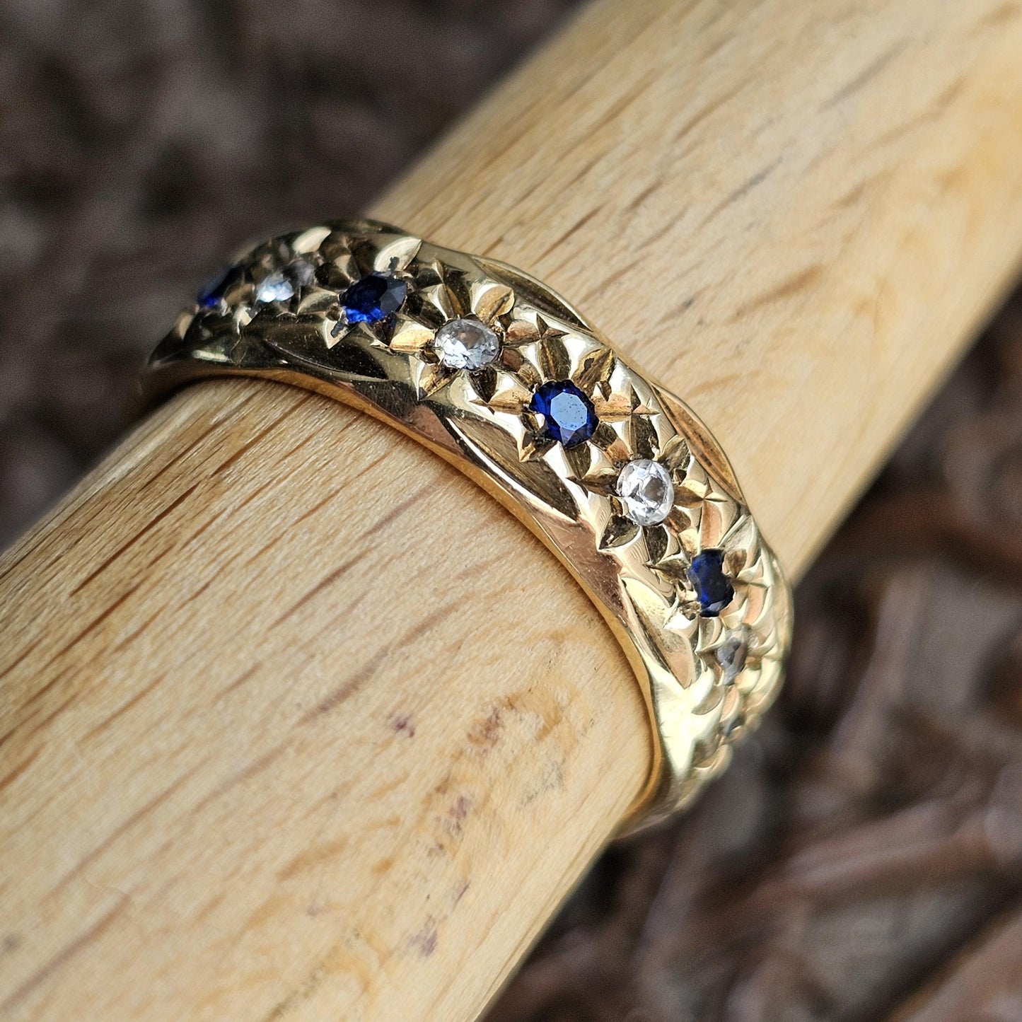Vintage 9ct Gold Sapphire Blue Spinel & Rock Crystal Eternity Ring - UK Size M 1/2 US 6 1/2