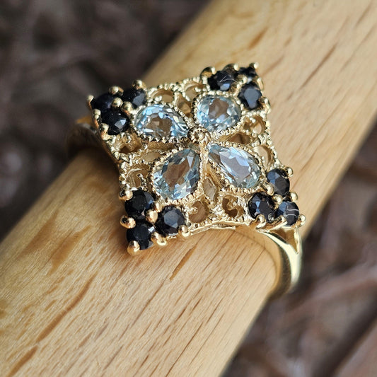 9ct Yellow Gold Ornate Ring with Light and Dark Blue Topaz – British Hallmarked – UK Size P 1/2 US Size 8